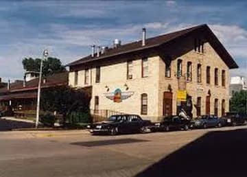 Stoney Creek Hotel